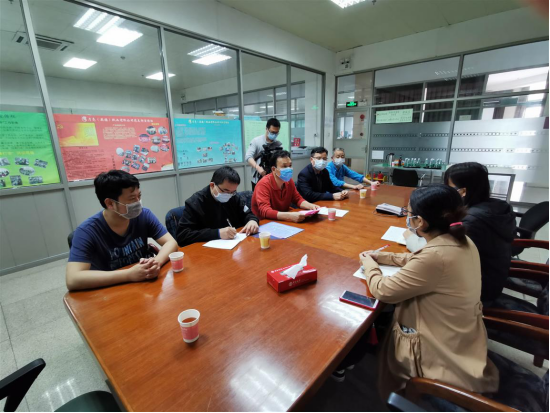落實階段性減征職工基本醫(yī)療保險費政策，為企業(yè)復(fù)工復(fù)產(chǎn)“保駕護(hù)航”1.png